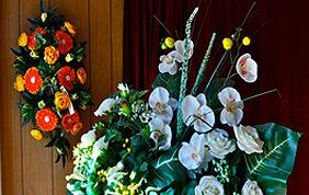 fleurs pour cérémonie de funérailles