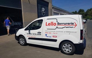 camionnette Lello Serrurier